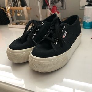 Black canvas superga platform sneaker